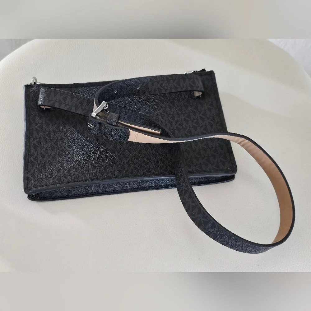 Michael Kors trendy michael