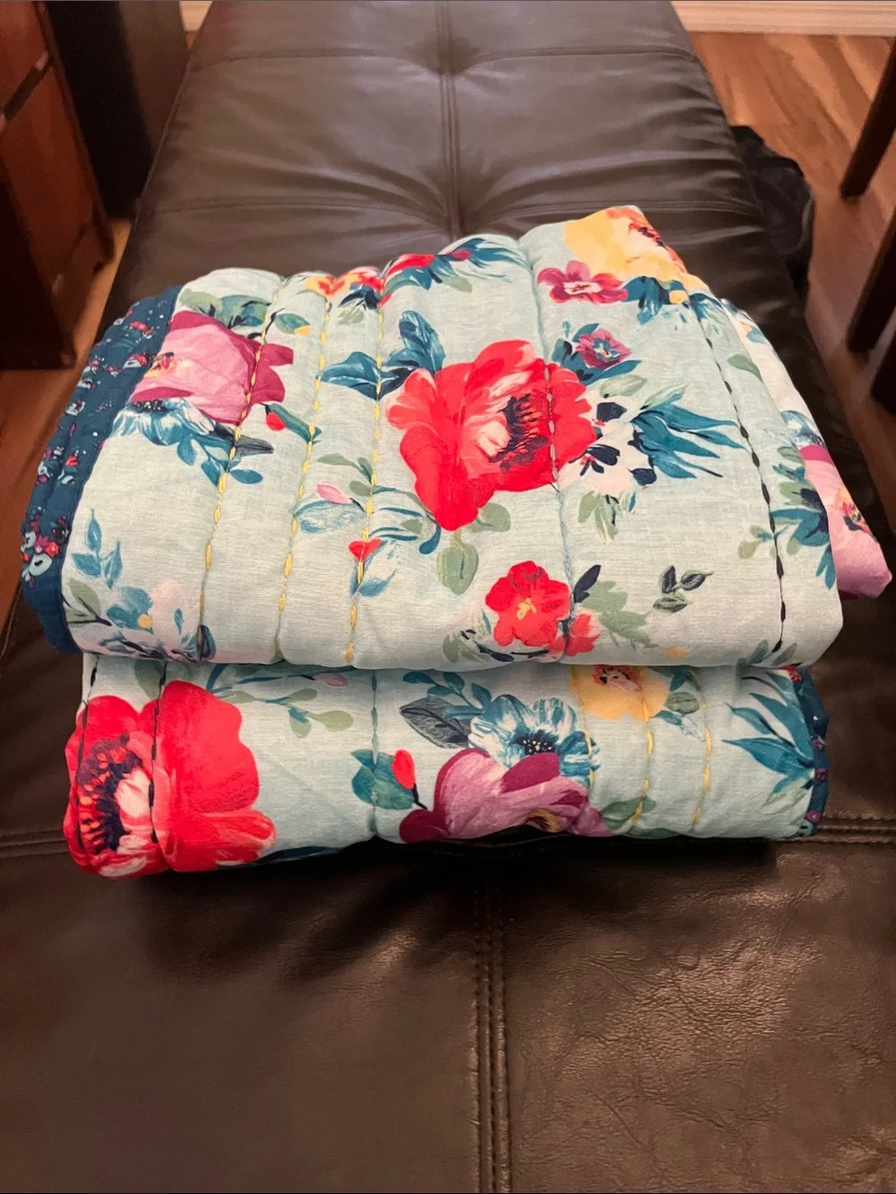 The Pioneer Woman Floral King pillow cases (2) Cases only NO quilt