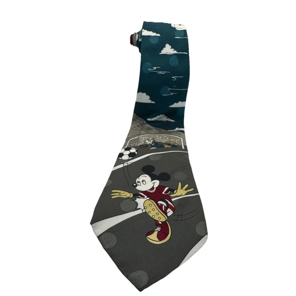 Mickey Mouse Goofy Soccer Disney Novelty‎ Tie Men's Necktie 29 Inches Vintage