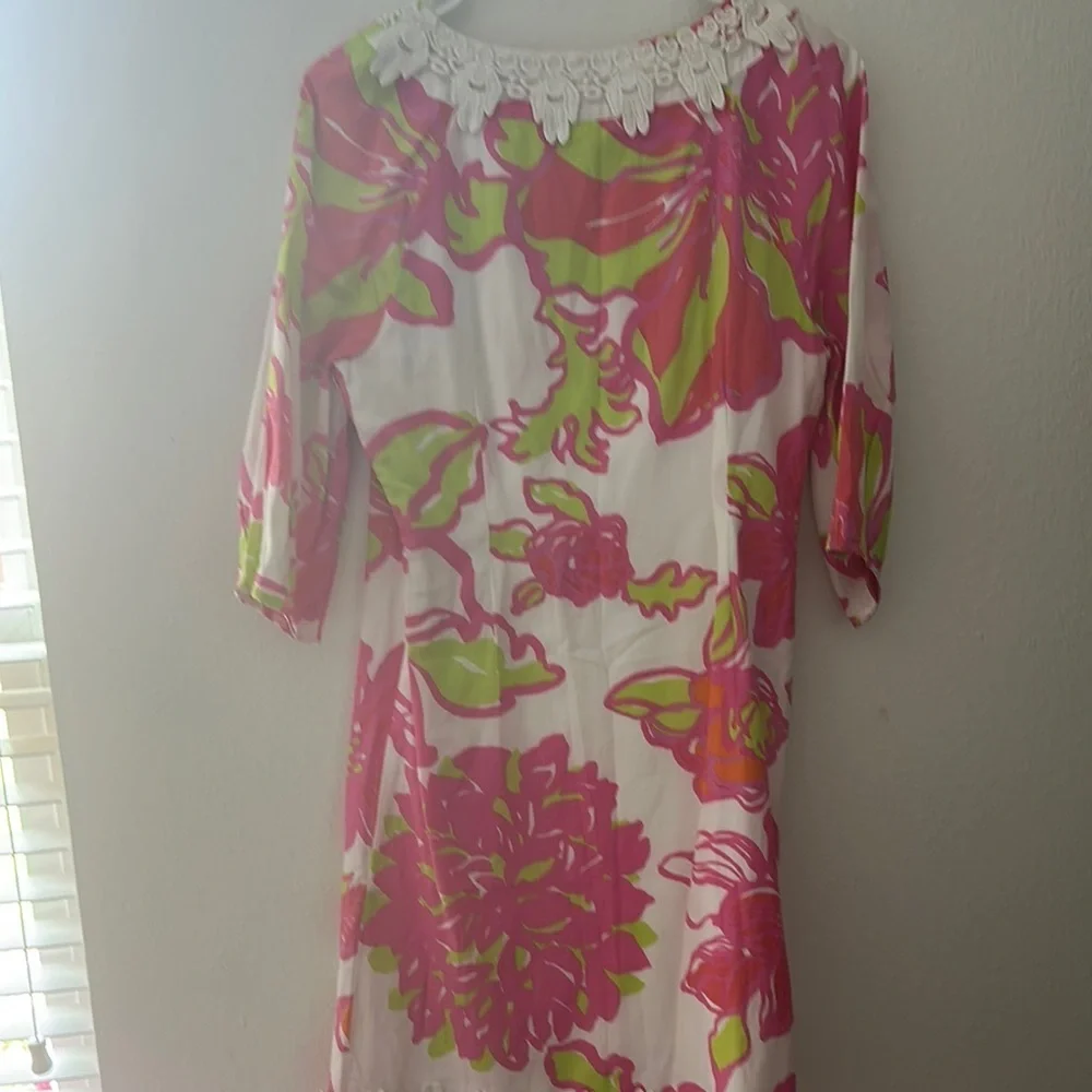 Lilly Pulitzer shell size