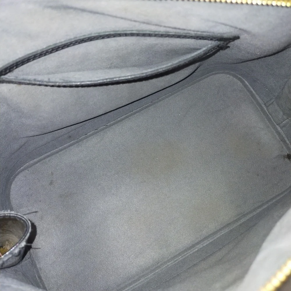 Louis Vuitton gold drop4 used