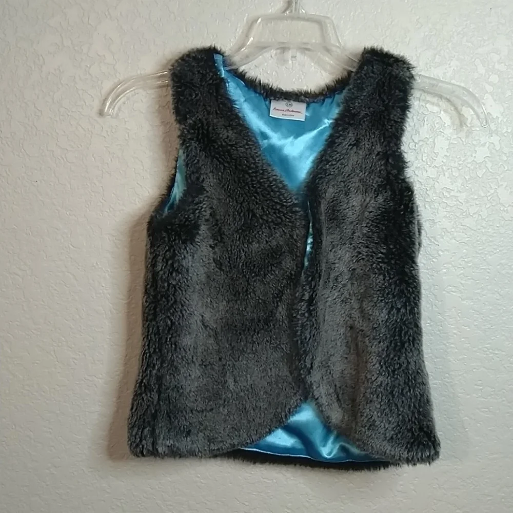 Hanna andersson faux fur girls vest
