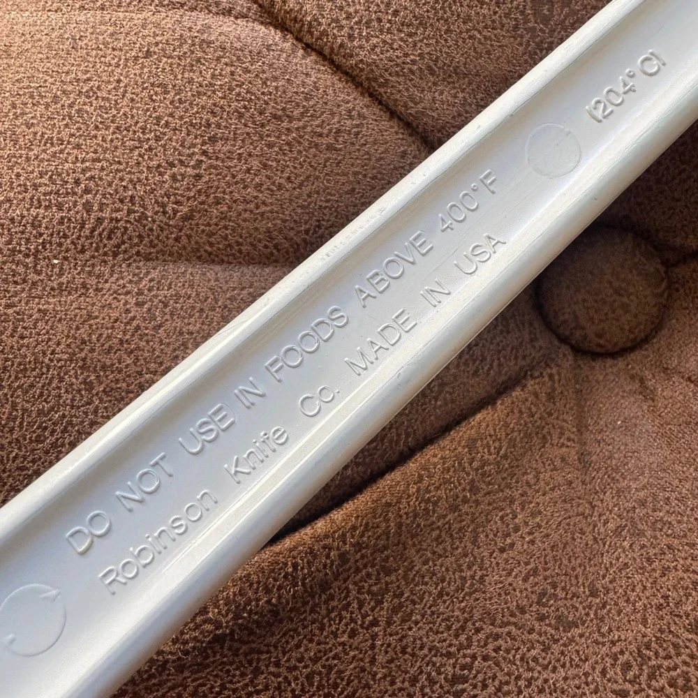 Vintage Robinson Knife Co UltraTemp White Slotted Spatula Turner Made in USA 12