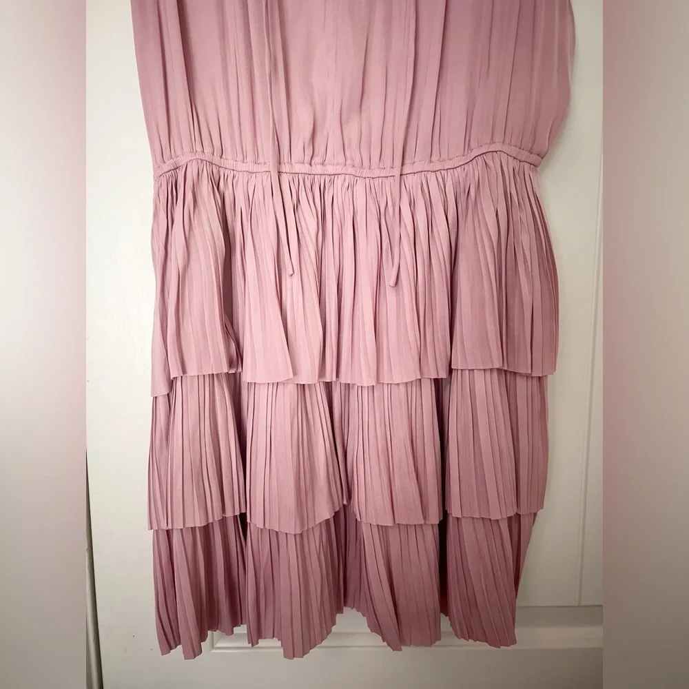 Current Air Short Sleeve Tiered Mini Dress Pink