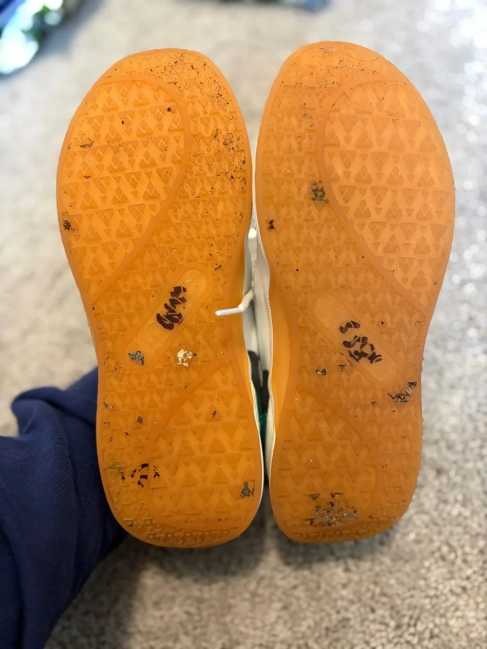 Vionic lightweight sneakers