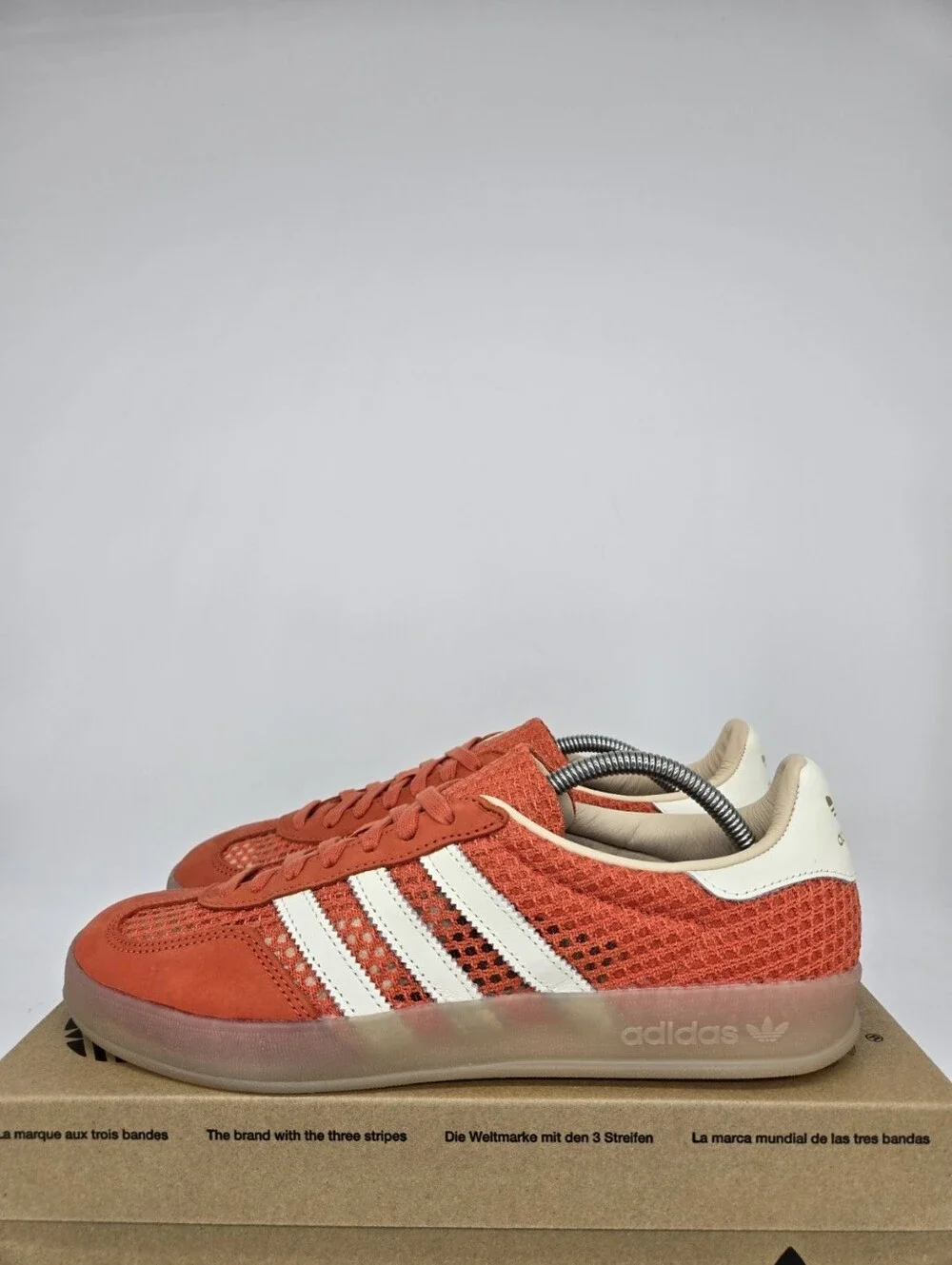 adidas Men's Gazelle Indoor JS0713 Glow Amber Off White Shoes Size 11.5 New
