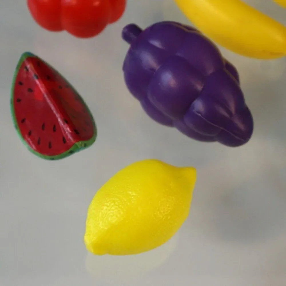Unbranded realistic plastic