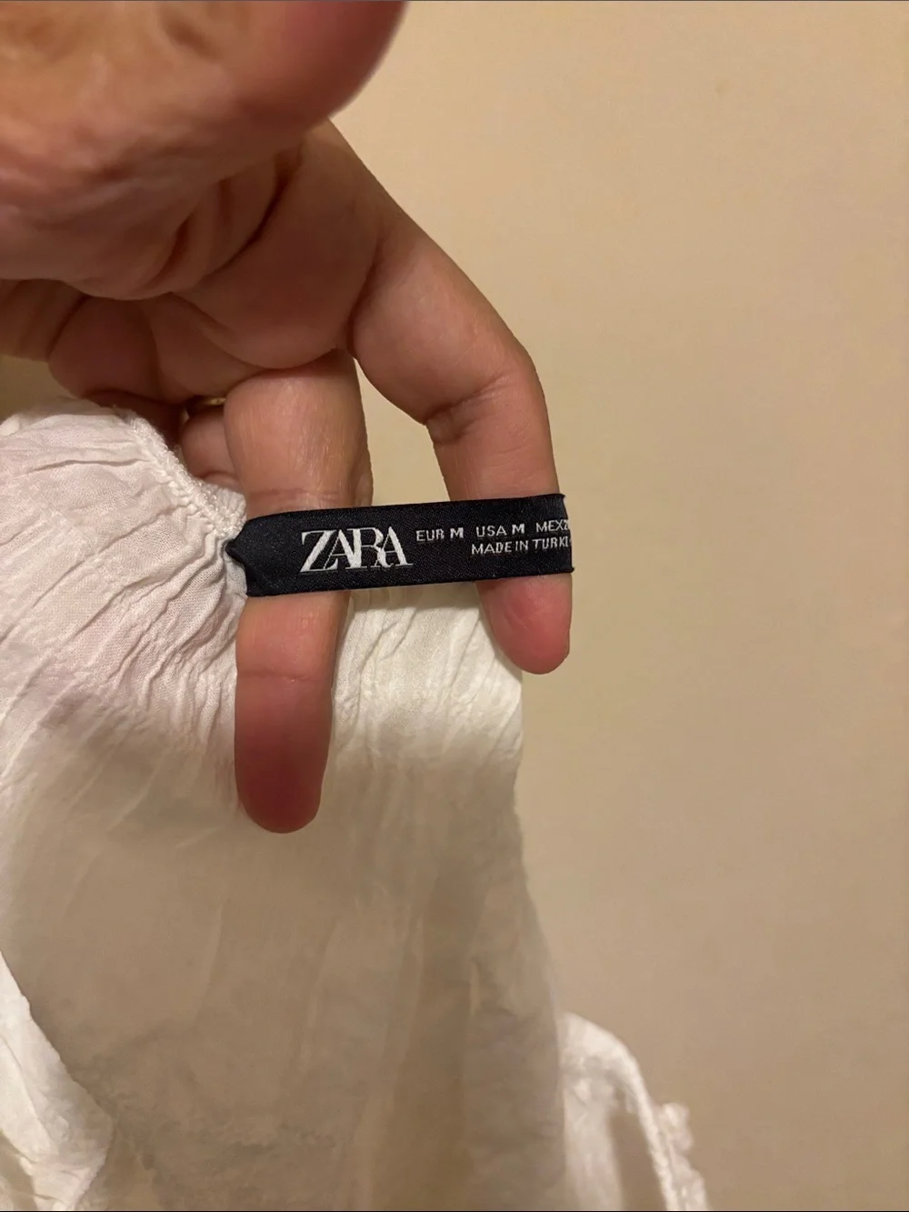 Zara crisp white