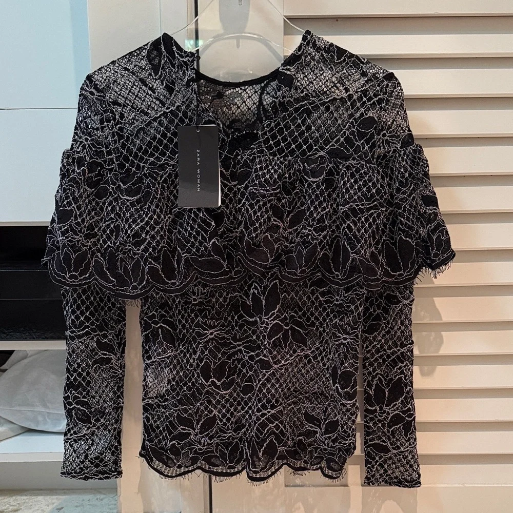 Zara chic lace
