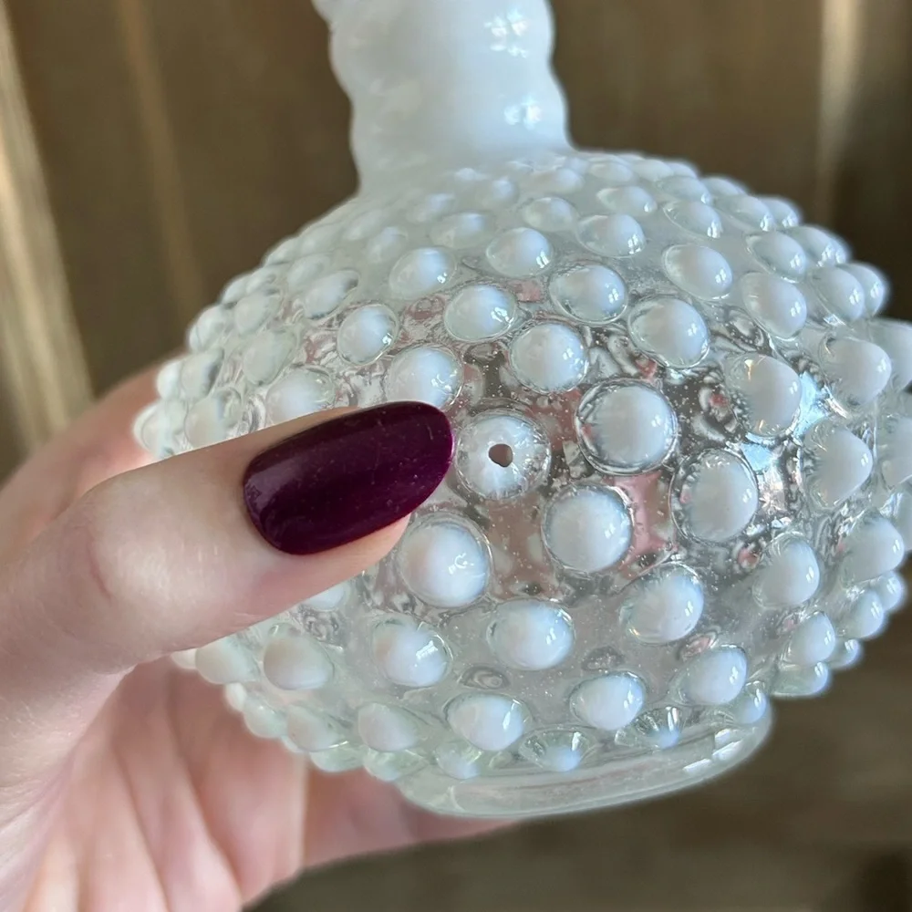 Fenton vintage hobnail