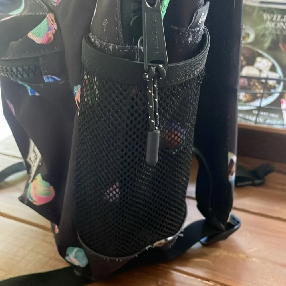 Herschel Supply Company excellent used