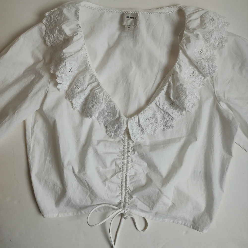 Anthropologie lightweight white