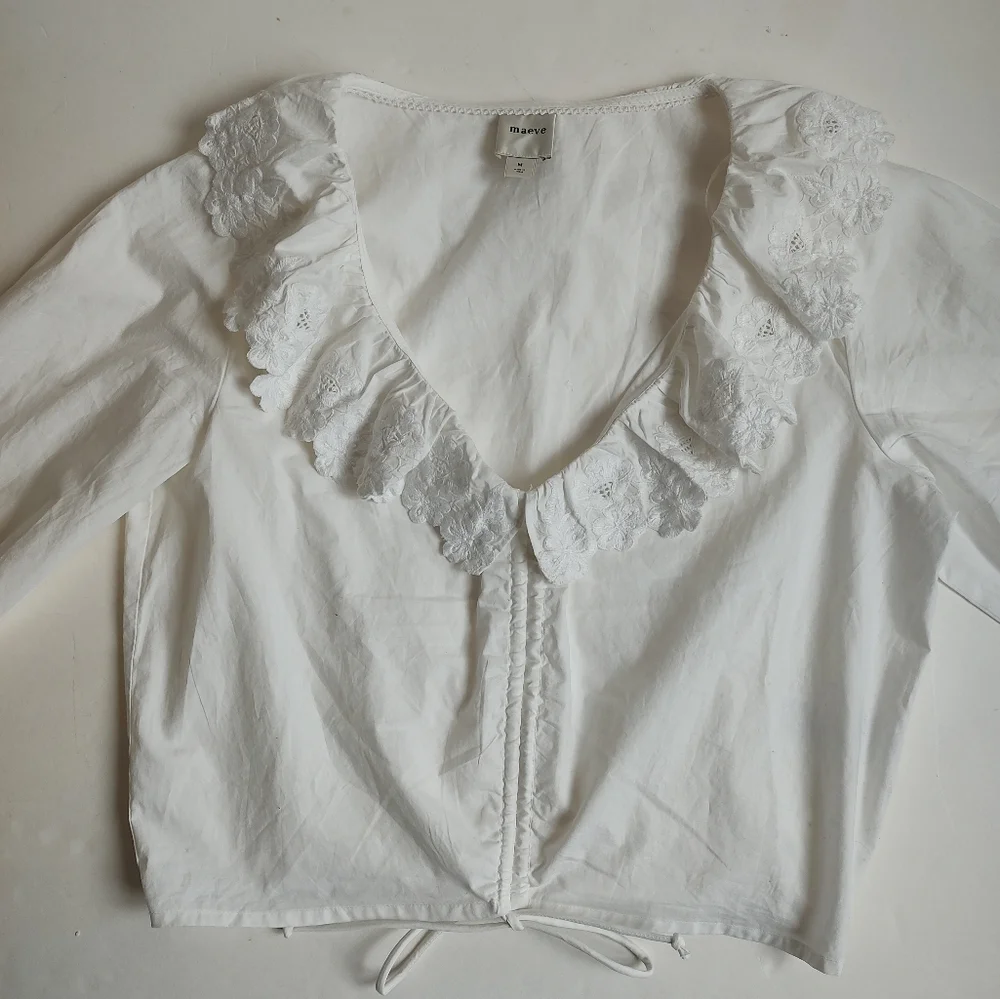 Anthropologie lightweight white