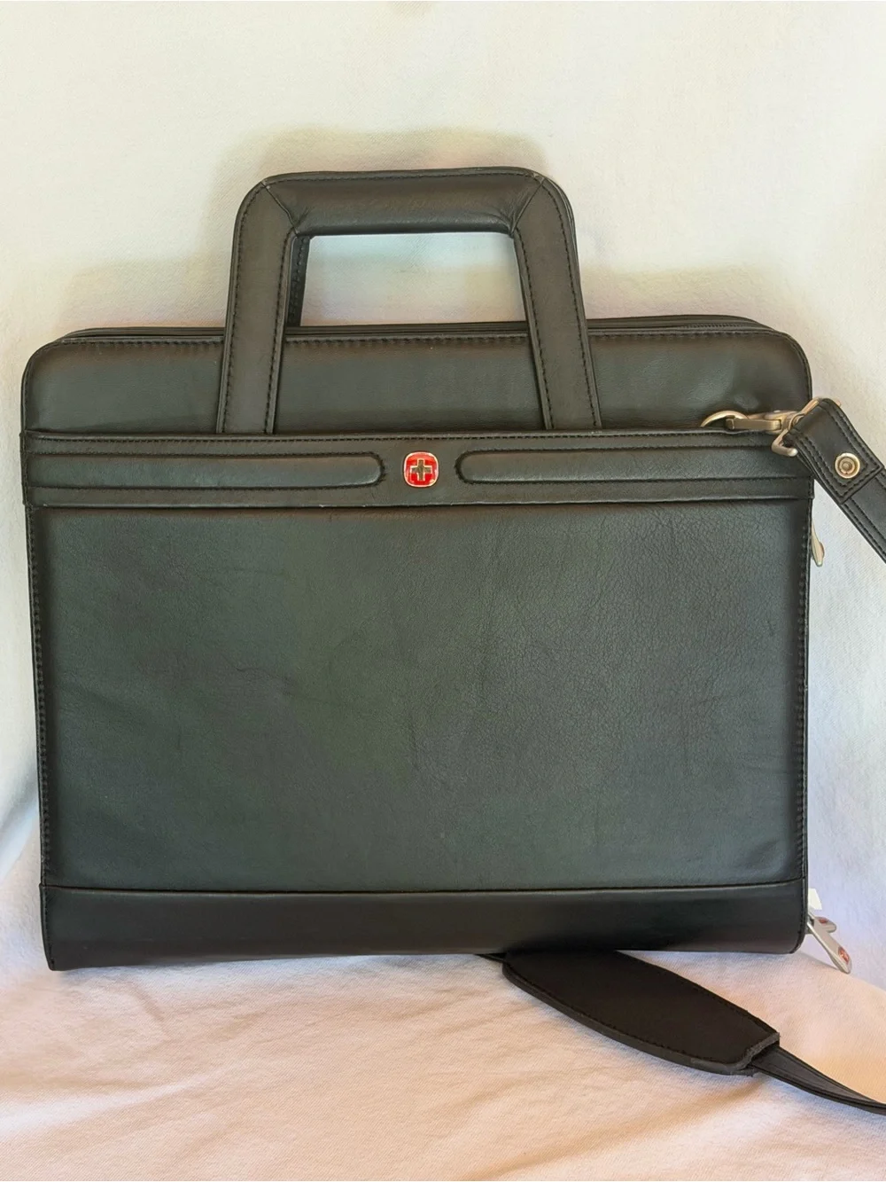 Wenger strap size