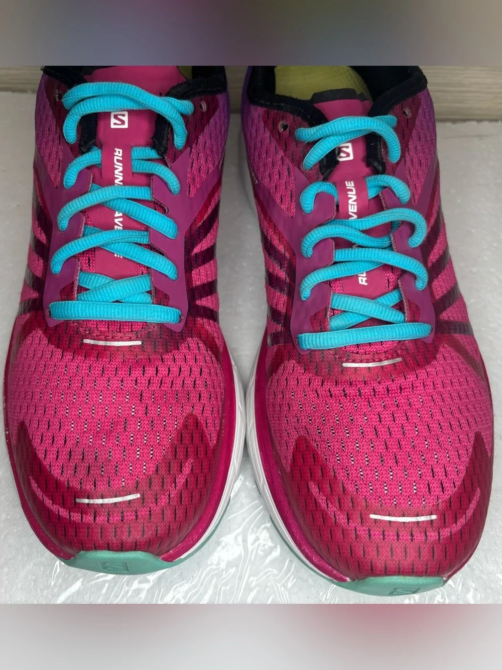Salomon responsive trainers