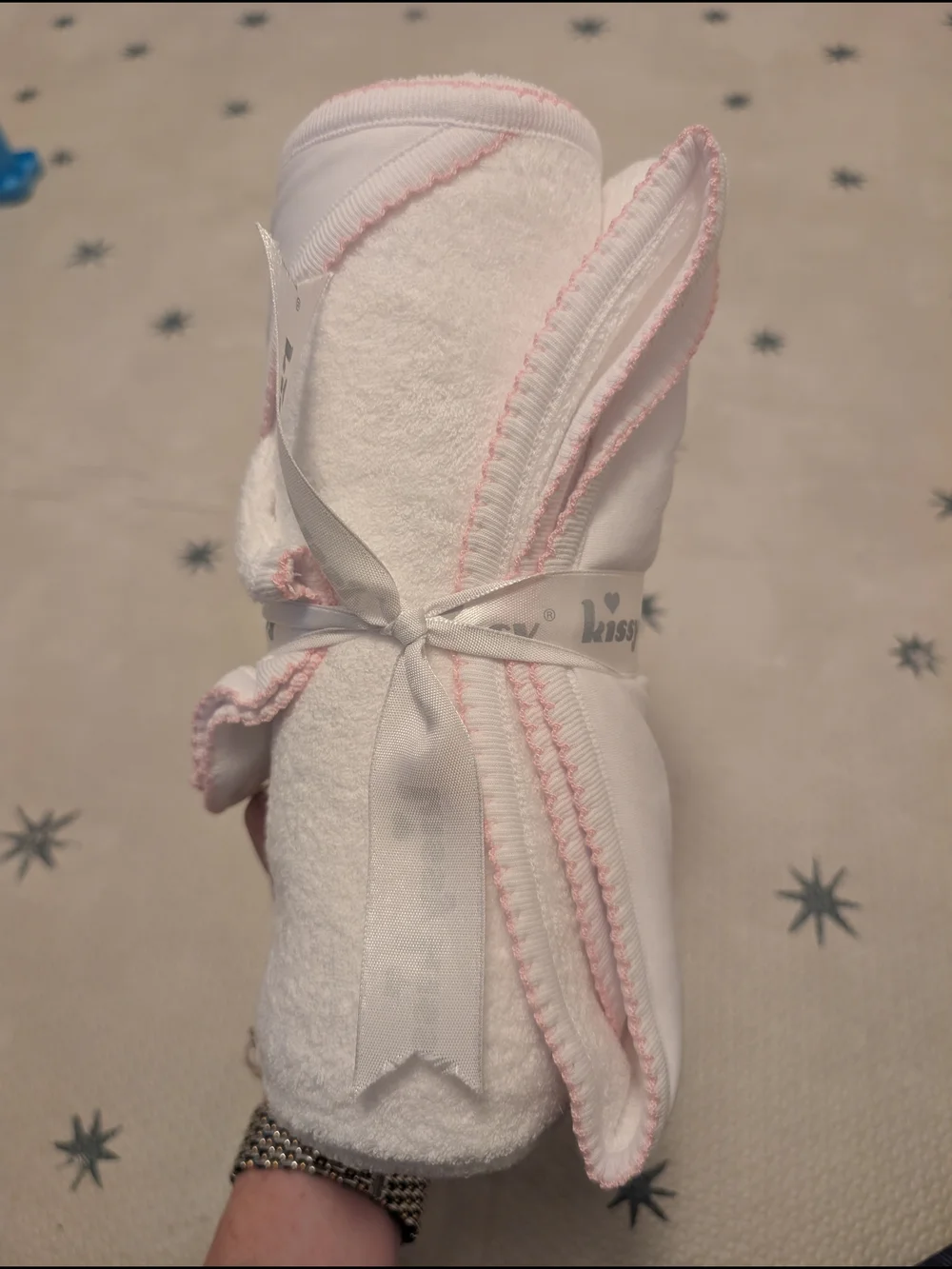 Kissy Kissy bunny embroidered