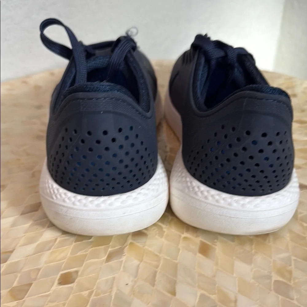 CROCS dark blue