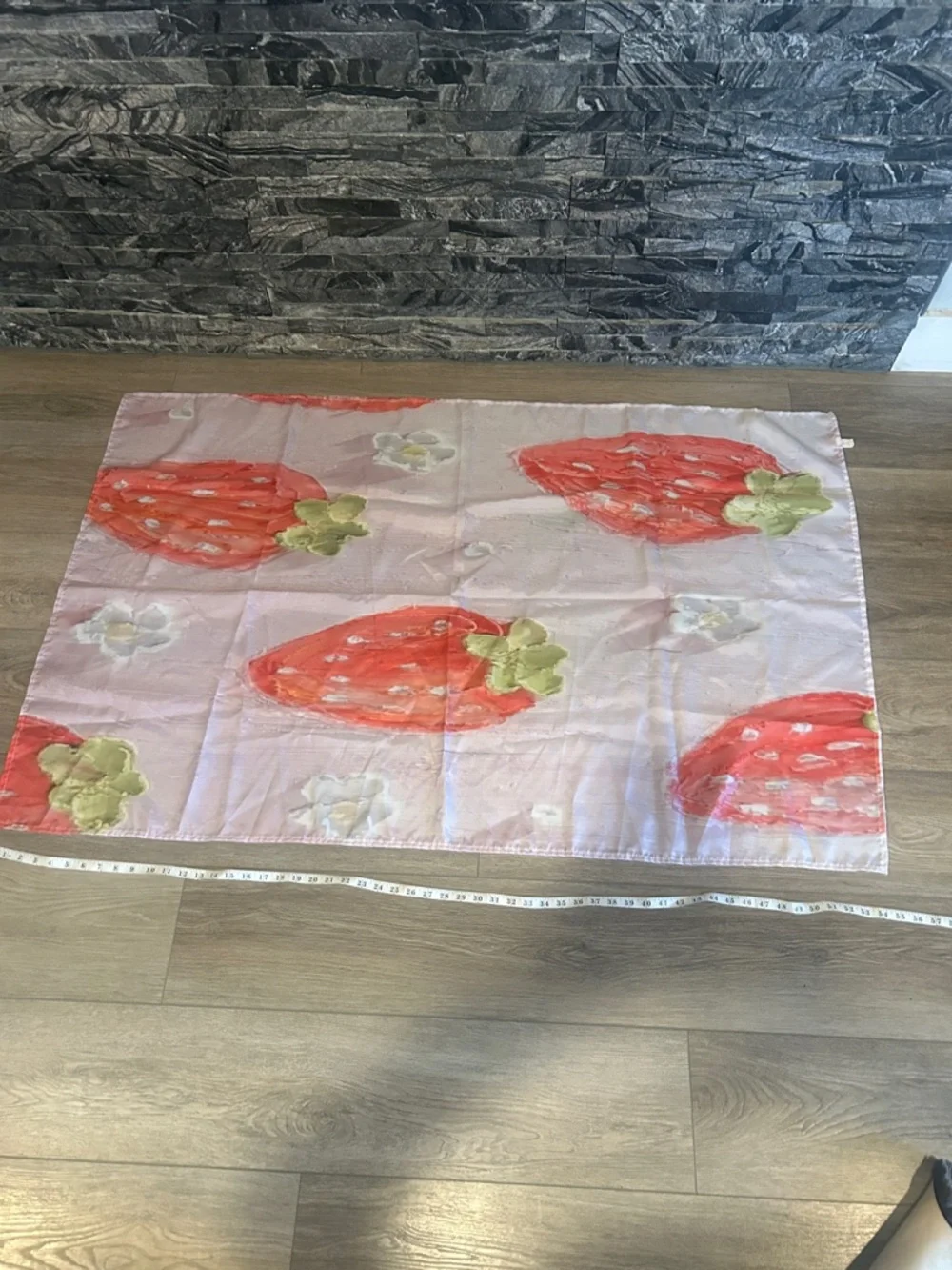 N/A pink are motif