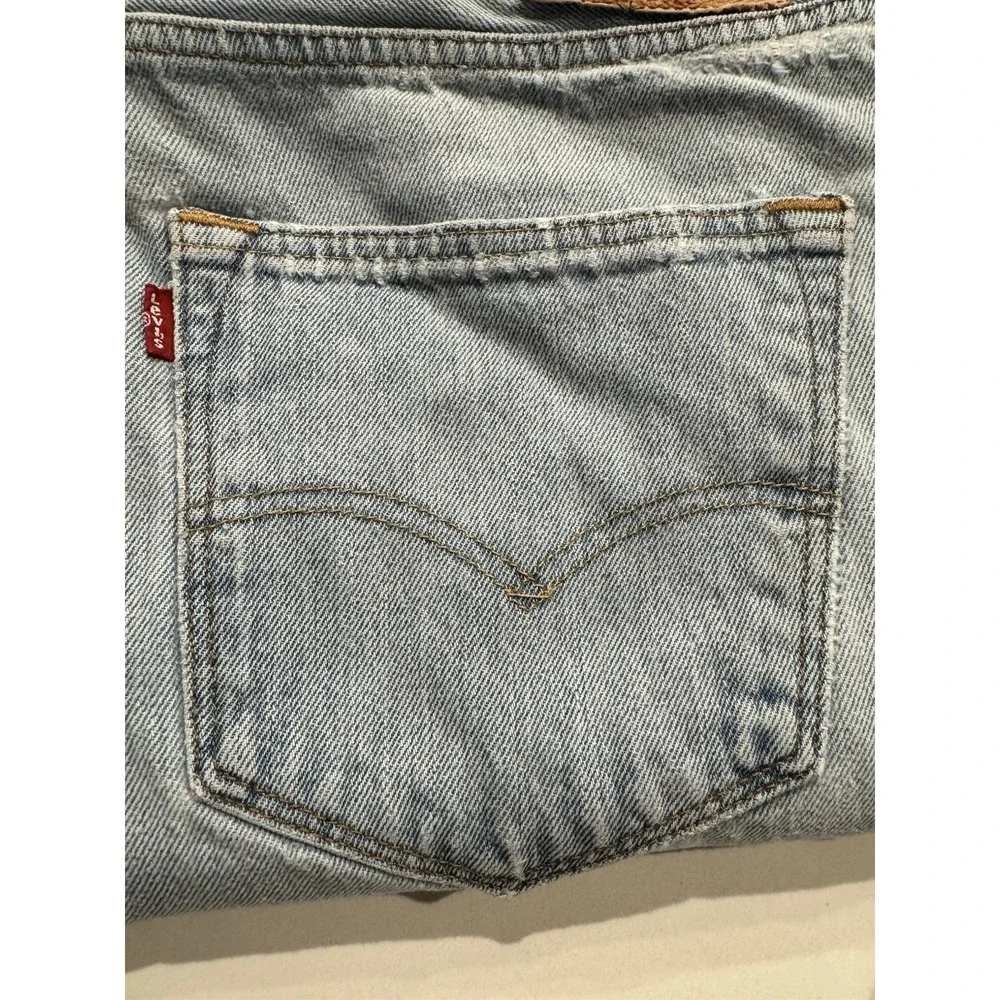 Levis classic pair
