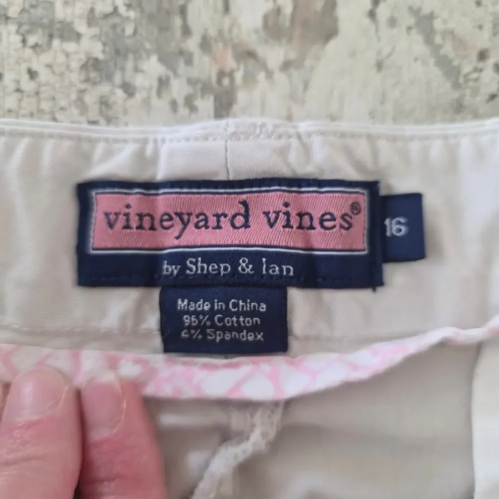 vineyard vines
