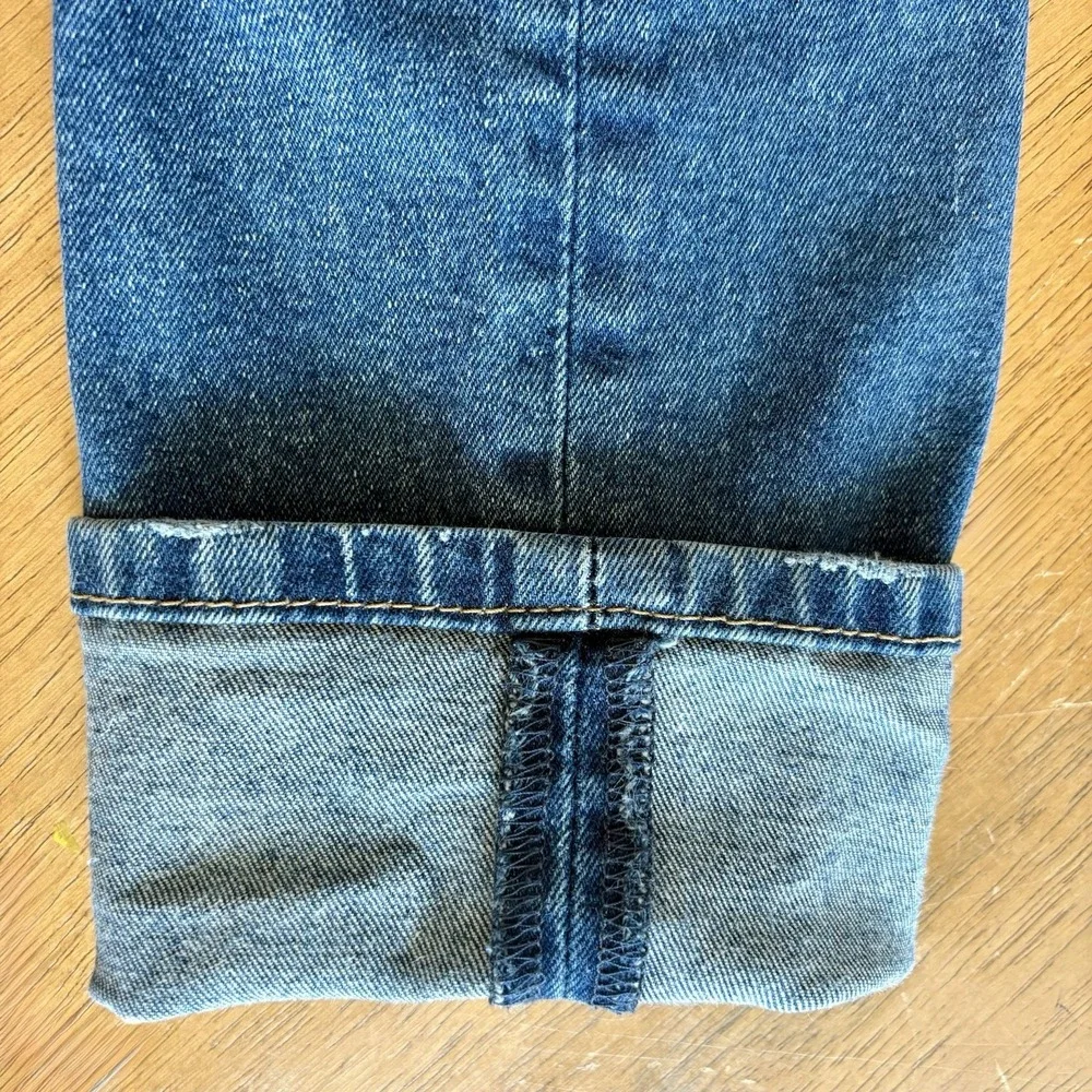 Levis 30 1%