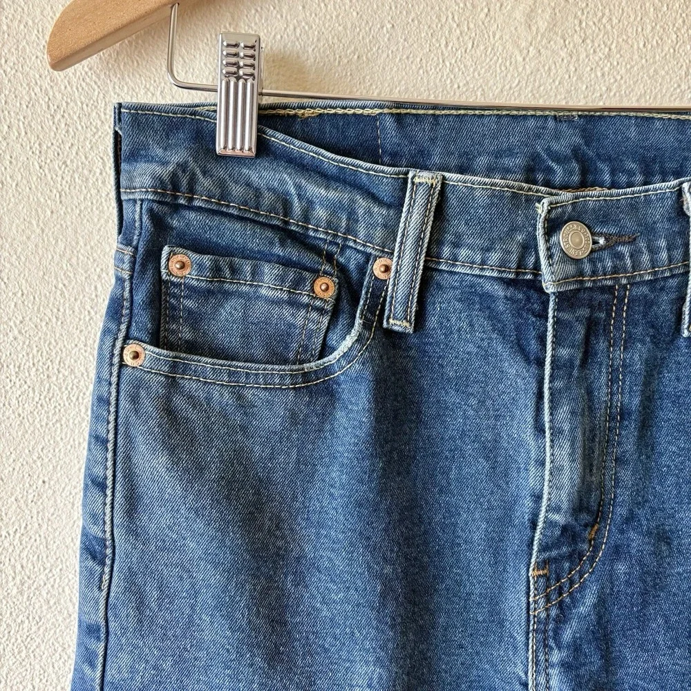 Levis pocket rise jeans