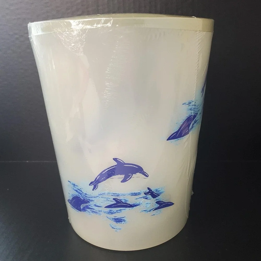 Dolphin nos themed