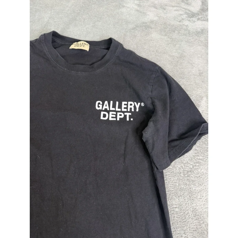 Gallery Dept. size tag