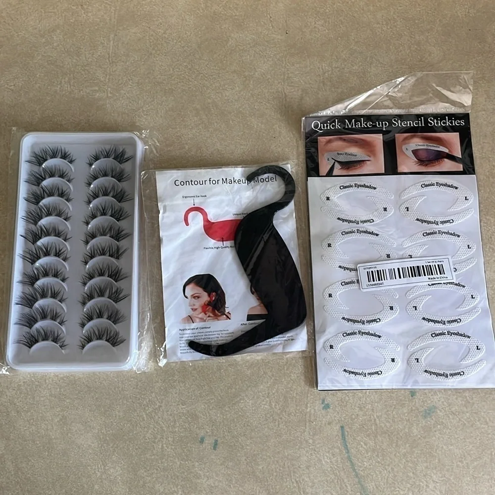 Set Of Make Up Accessories NEW