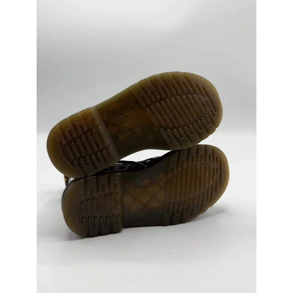 Dr. Martens Brooklee this item