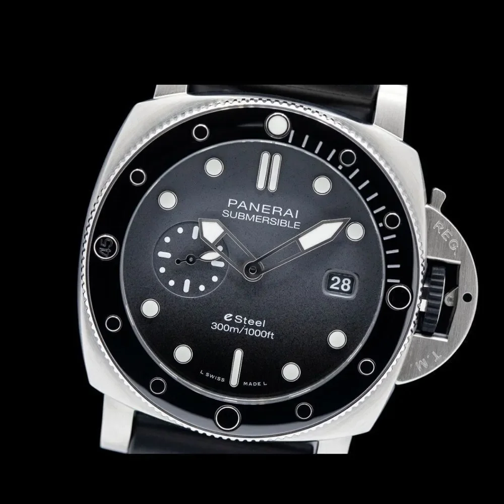 Panerai discover submersible