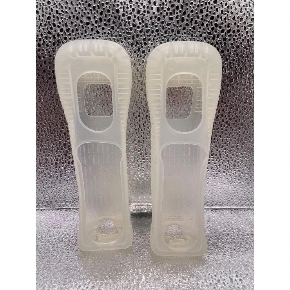 Nintendo Wii Remote Silicone Protective Cases Covers Skins‎ Set of 2 Clear