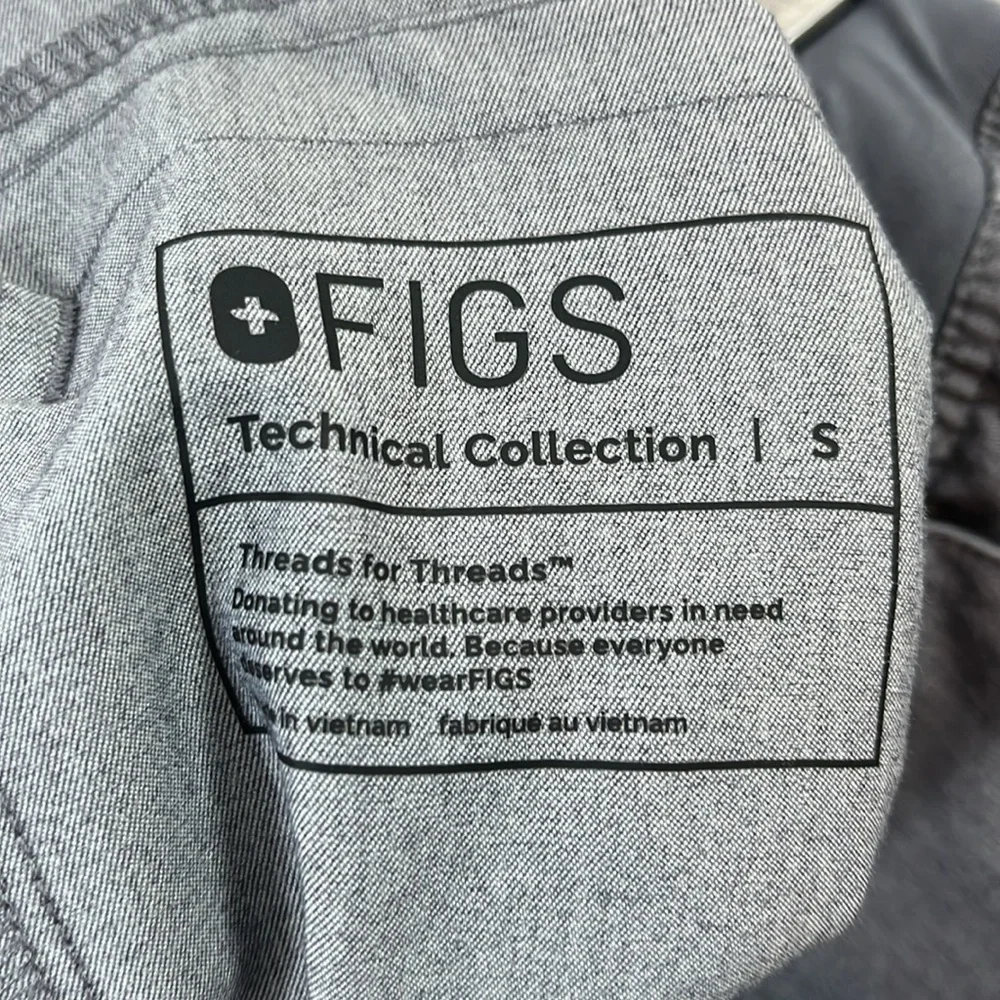 FIGS Axim Cargo‎ Pant Graphite Grey size Small Medical Scrubs