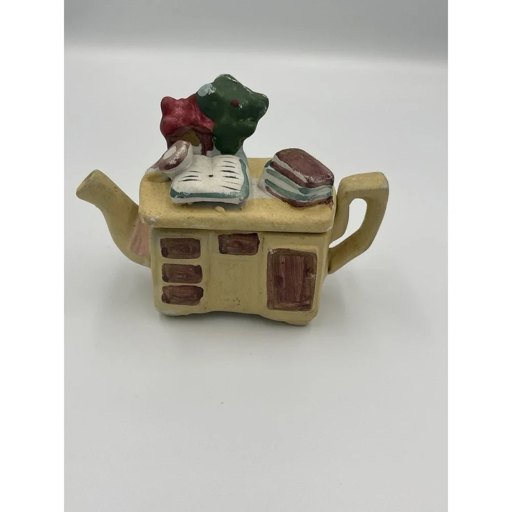 The Unbranded Brand vintage miniature