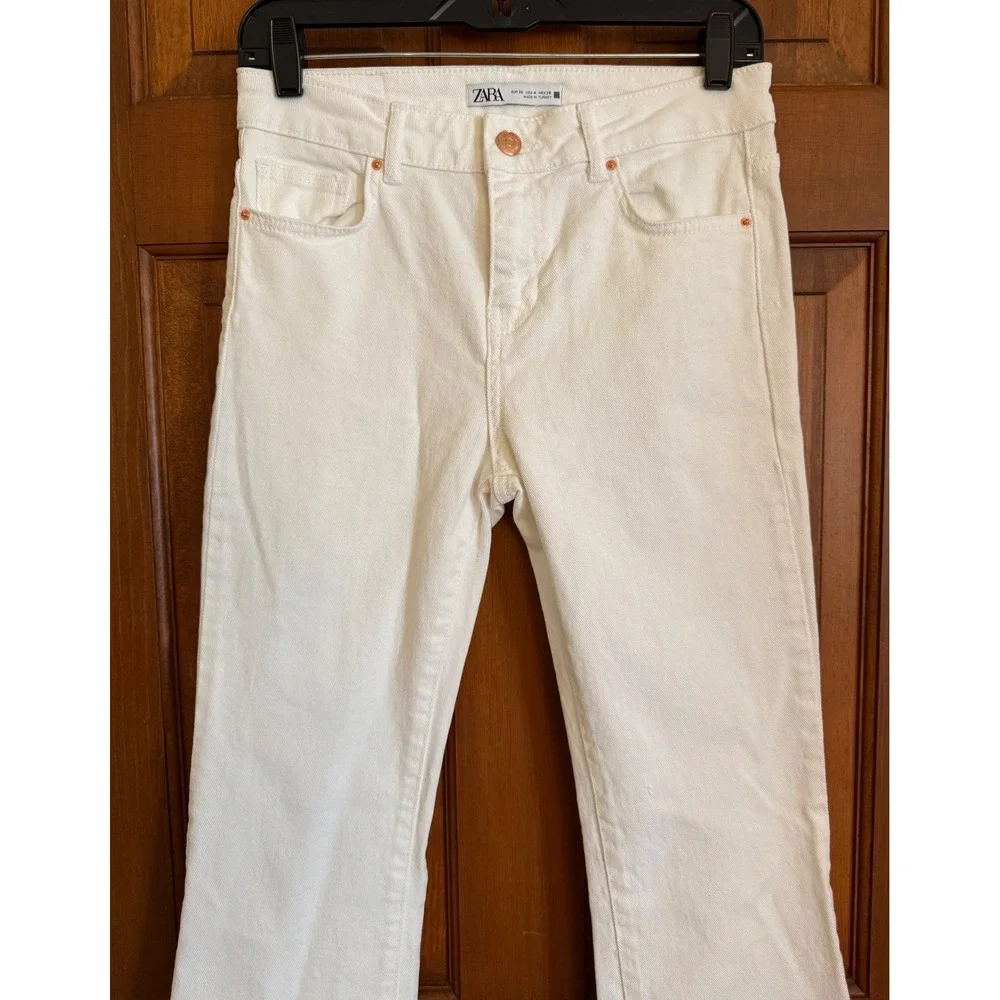 Zara Flare Jeans Womens Size 4 White Rear Split Hem Stretch‎ Denim