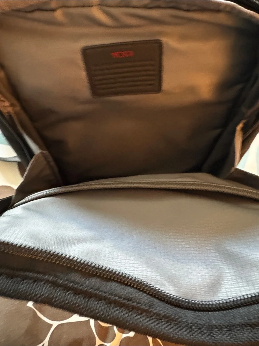 Tumi Black Compact Crossbody Messenger Bag for Men or Women