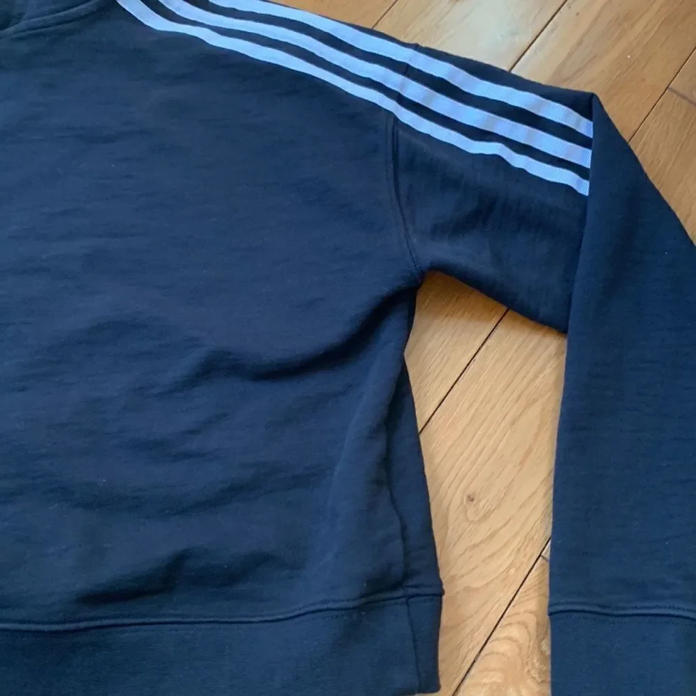 Adidas Crop Hooded Sweatshirt black with 3 stripes size small