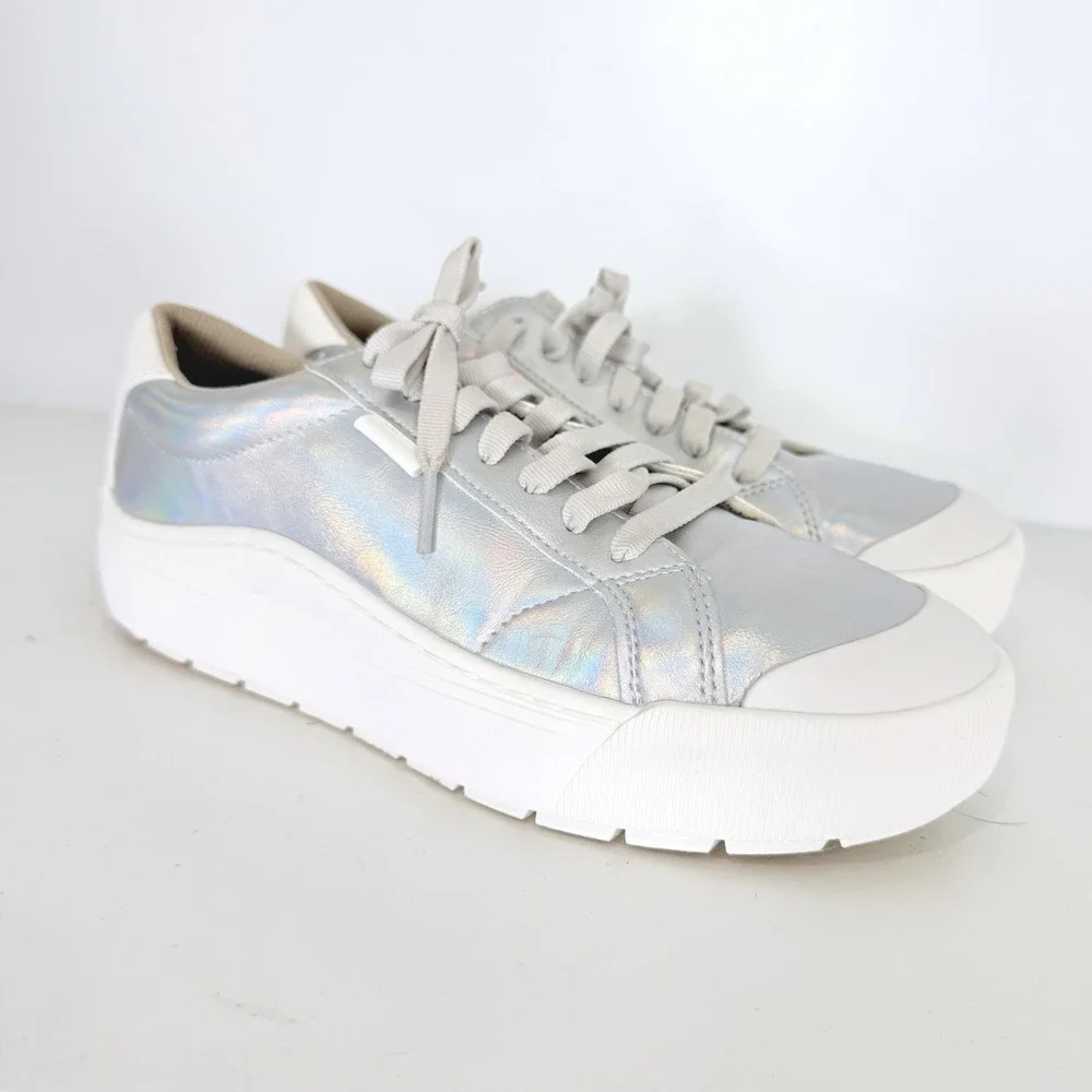 Dr. Scholls Time Off Platform Sneakers Womens 7.5M Silver Holographic Iridescent