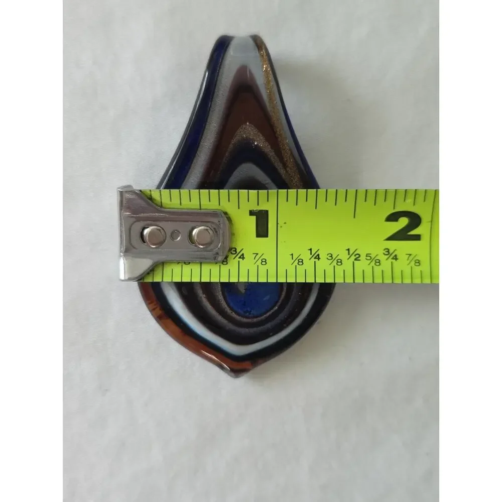 Unbranded product large