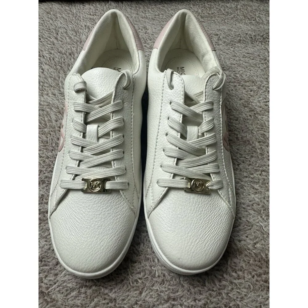 Michael Kors see pictures