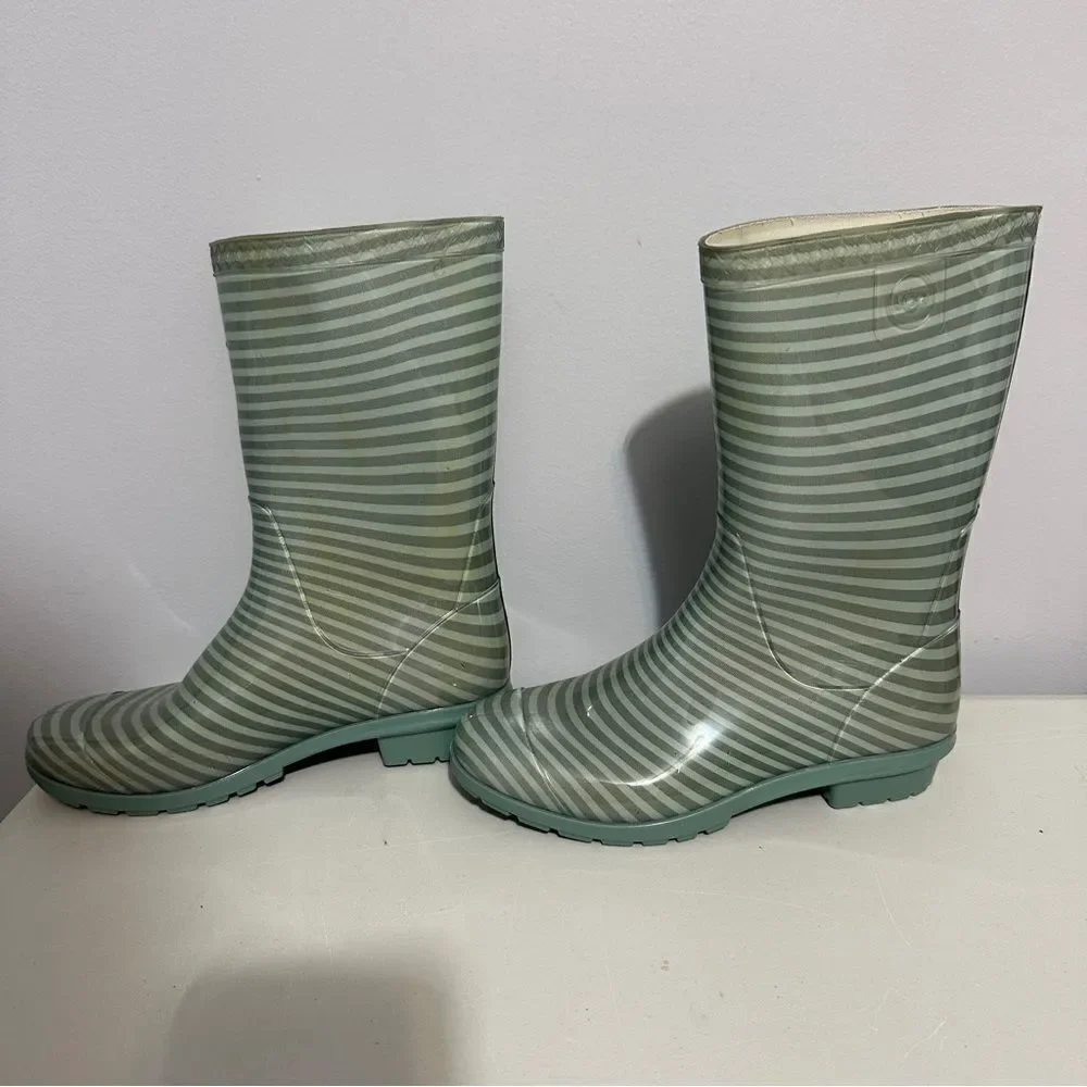 UGG girls green