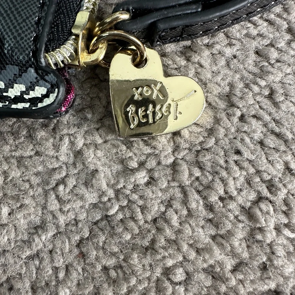 Betsey Johnson betsey johnson