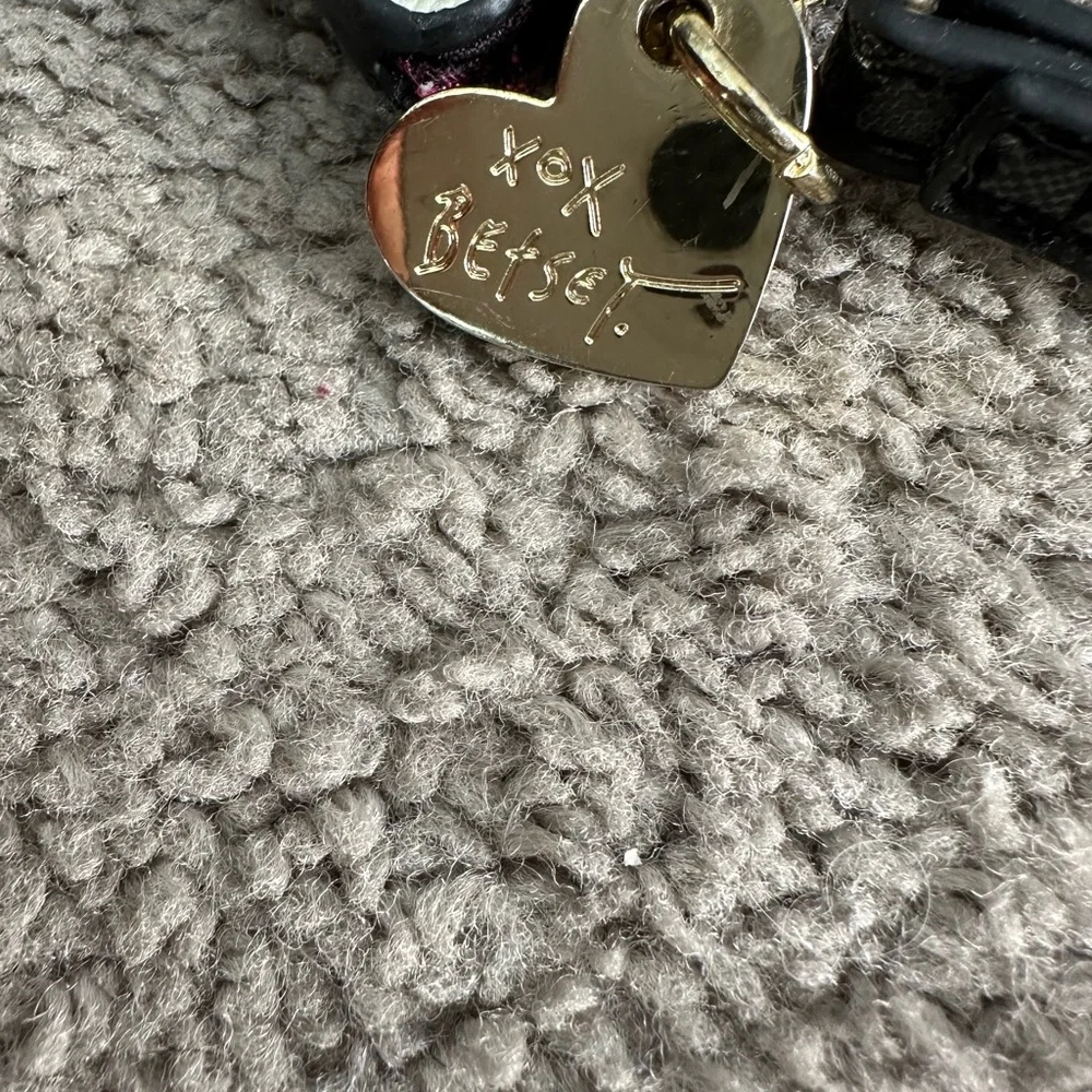 Betsey Johnson betsey johnson