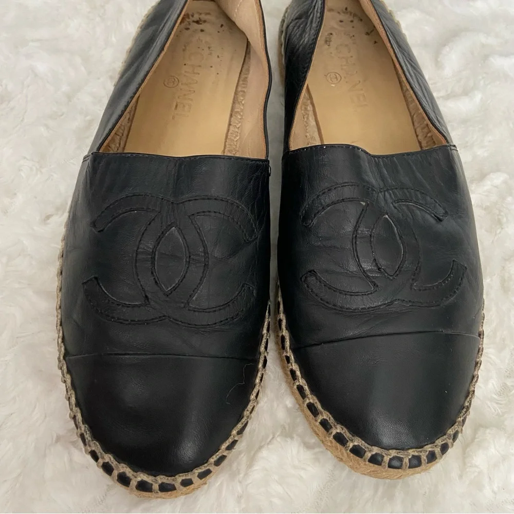 CHANEL good used