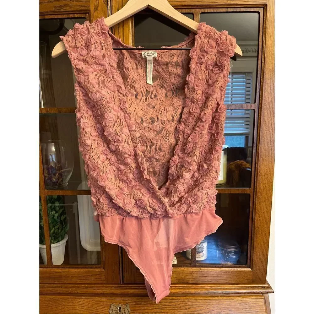 Free People bodysuit nwt large