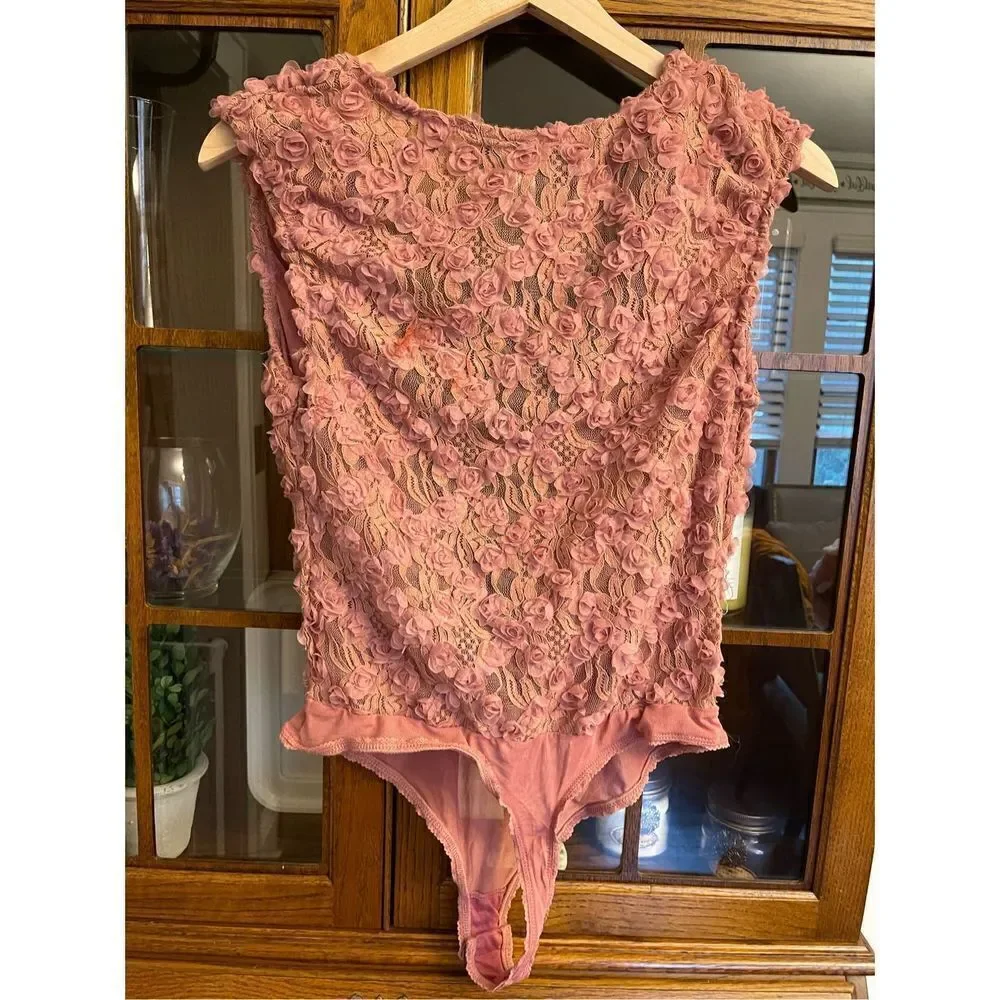 Free People home large thru