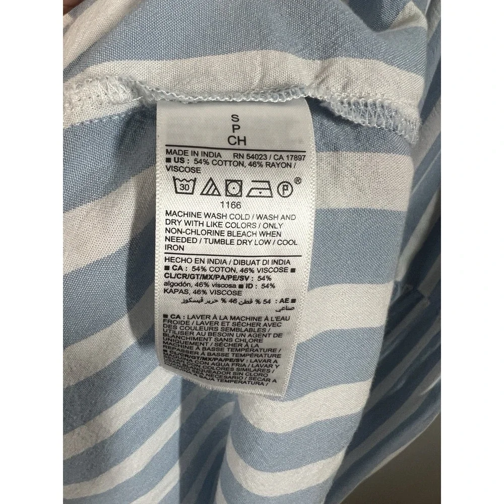 Old Navy see photos
