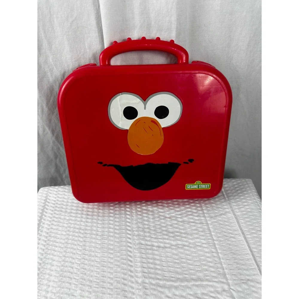 Sesame Street letter elmo