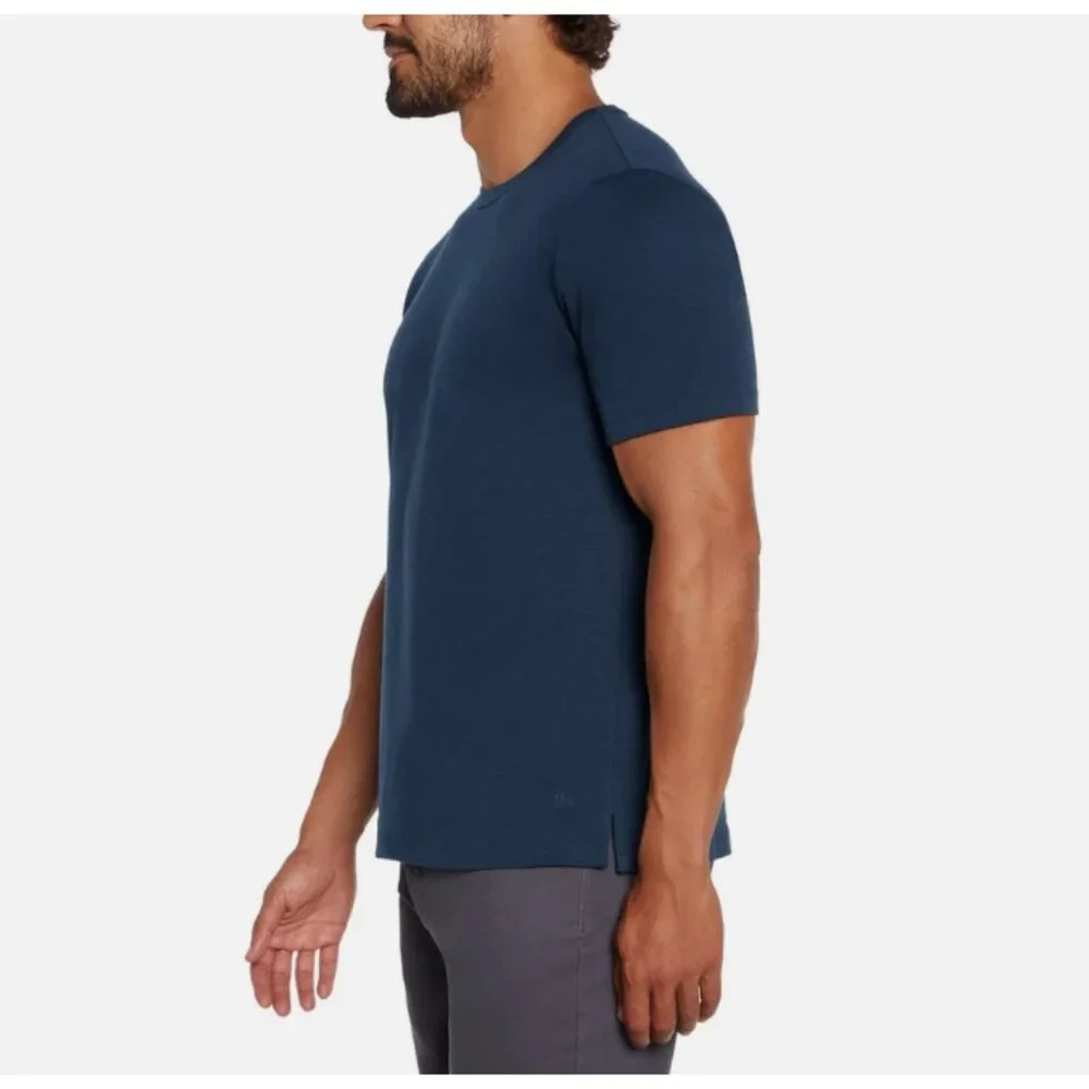 Banana Republic ​embroidered tag regular