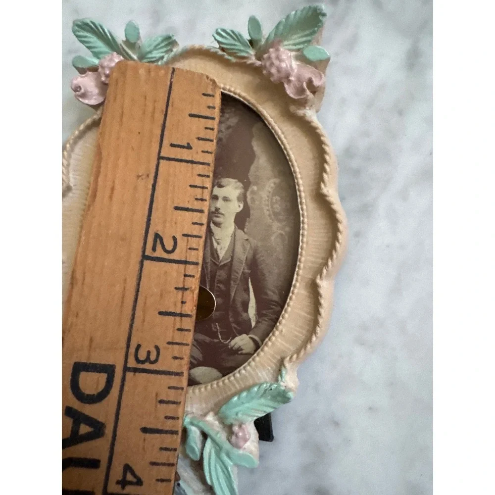 N/A vintage style